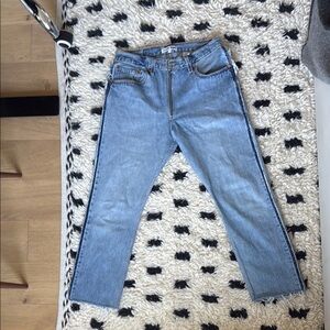 Re/Done x Levis Relaxed Zip Cropped Jeans